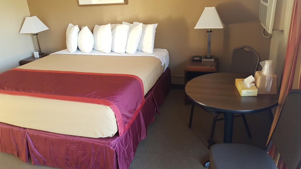 Lake Powell Canyon Inn Пейдж Екстериор снимка