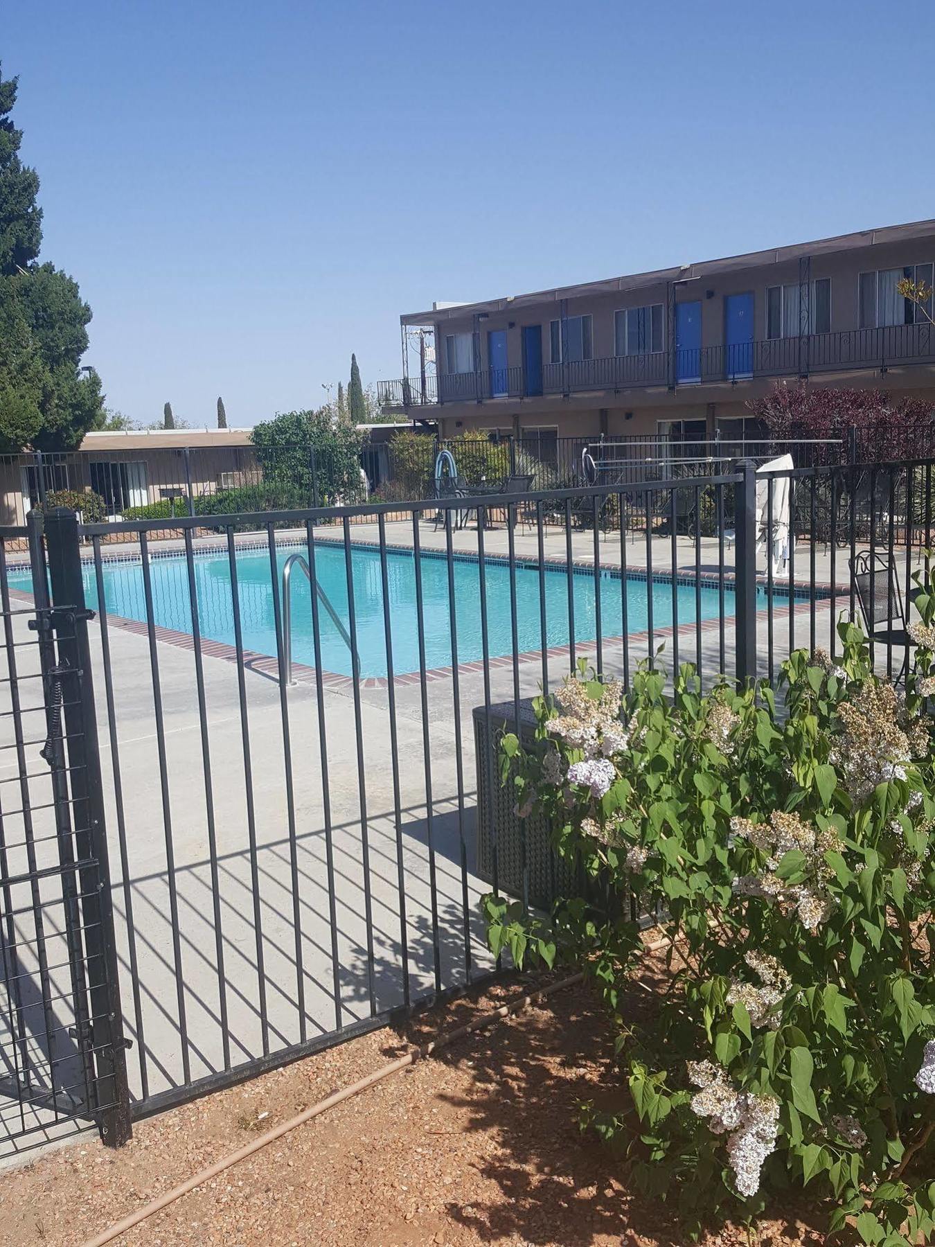 Lake Powell Canyon Inn Пейдж Екстериор снимка