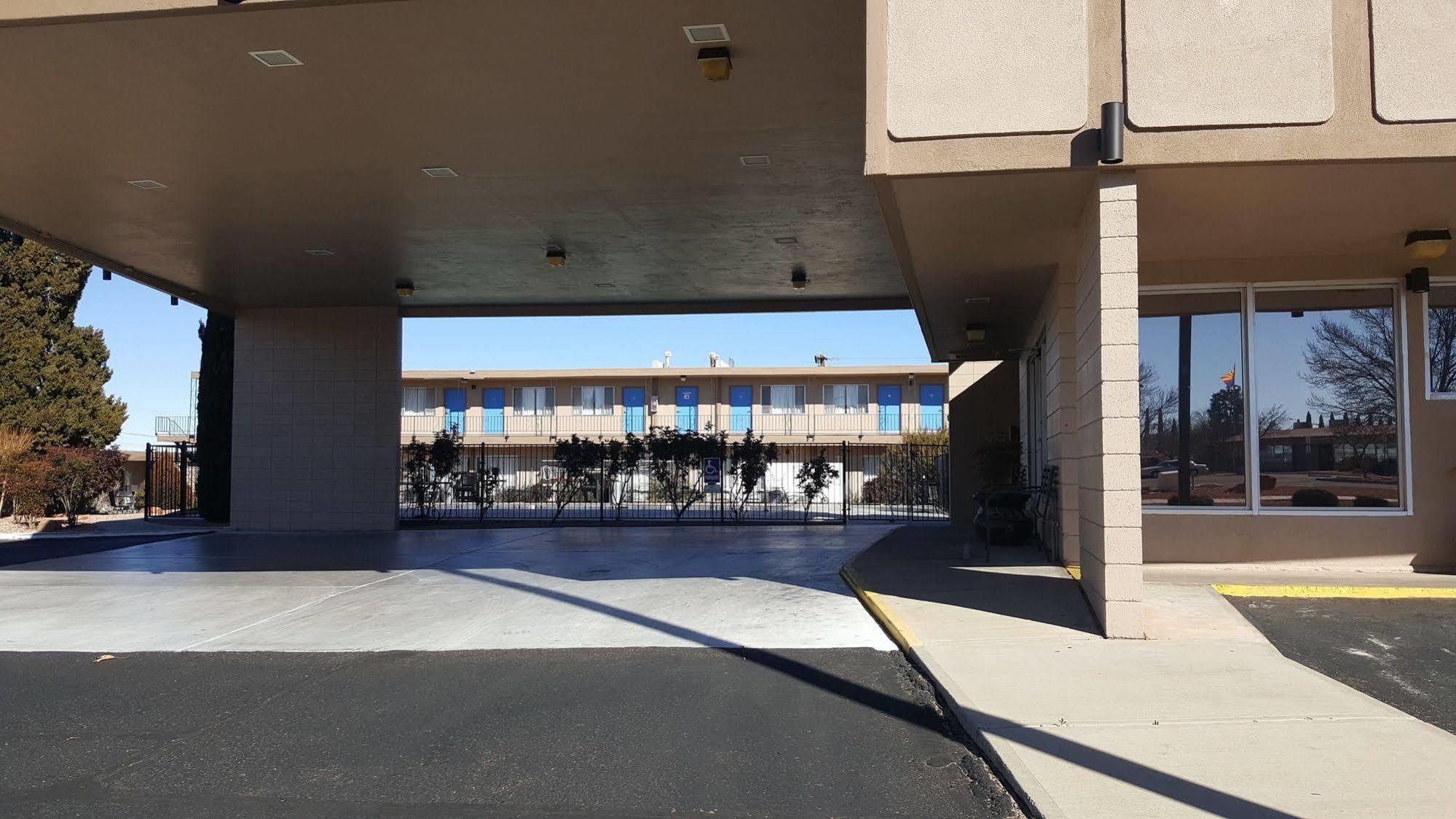 Lake Powell Canyon Inn Пейдж Екстериор снимка